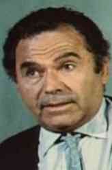 Nehemiah Persoff（Nehemiah Persoff饰演）