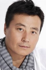 任程伟（任程伟饰演）