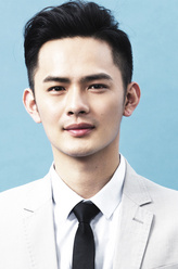 秦浩（张珏饰演）