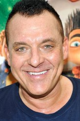 汤姆·塞兹摩尔（汤姆·塞兹摩尔饰演）