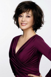 艾莲（刘晓庆饰演）