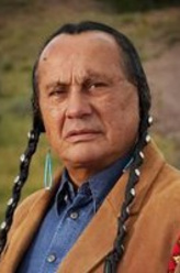 拉塞尔·敏斯剧照