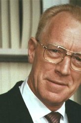 马克斯·冯·叙多（马克斯·冯·叙多饰演）