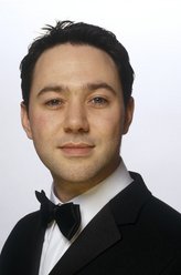 Archie（里斯·谢尔史密斯饰演）