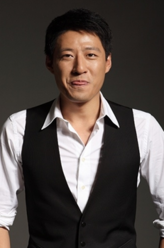 萧汉光（于震饰演）