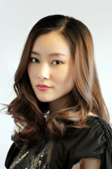 唐莉（龙雨饰演）
