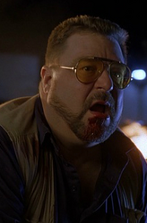 沃尔特·索布查克（约翰·古德曼饰演）